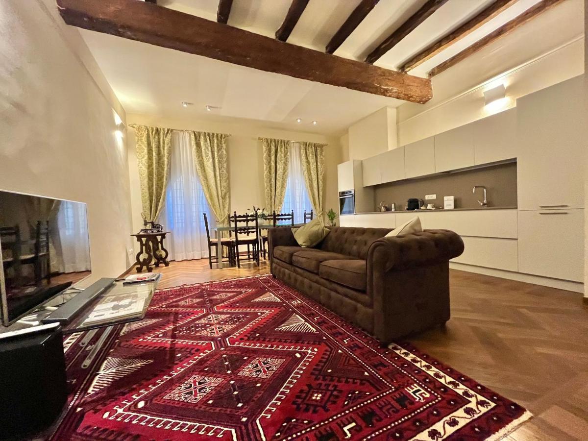 Lovely 2 bedroom apartment nearby Piazza Maggiore Bologna Esterno foto